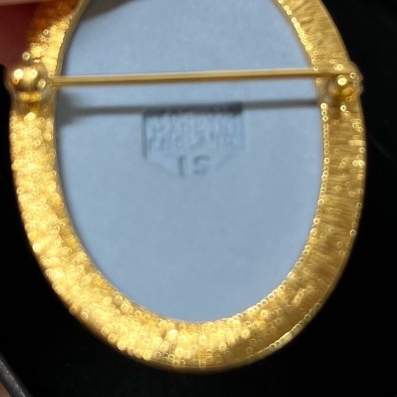 Wedgewood  ‘dancing hours!’ Brooch with gold tone surround. Vintage. Cameo. Blue - Picture 2 of 6